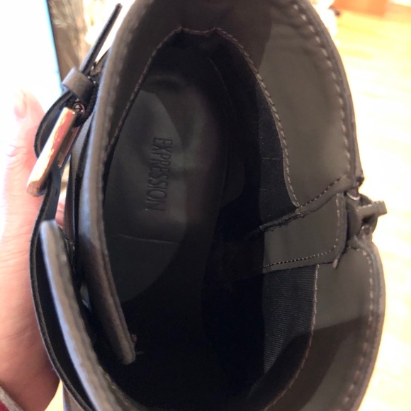 Expression Ankle Booties Size 8 - Picture 8 of 9